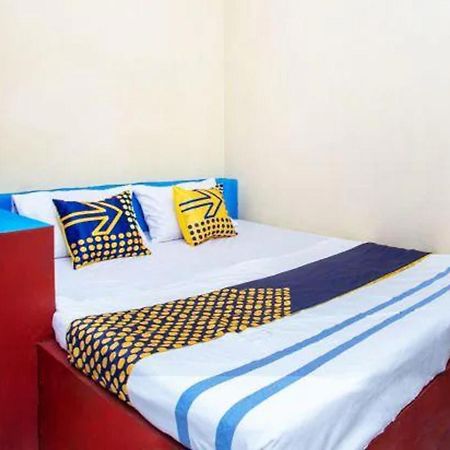 Spot On 2473 Buana Jaya Guest House Cilacap Dış mekan fotoğraf